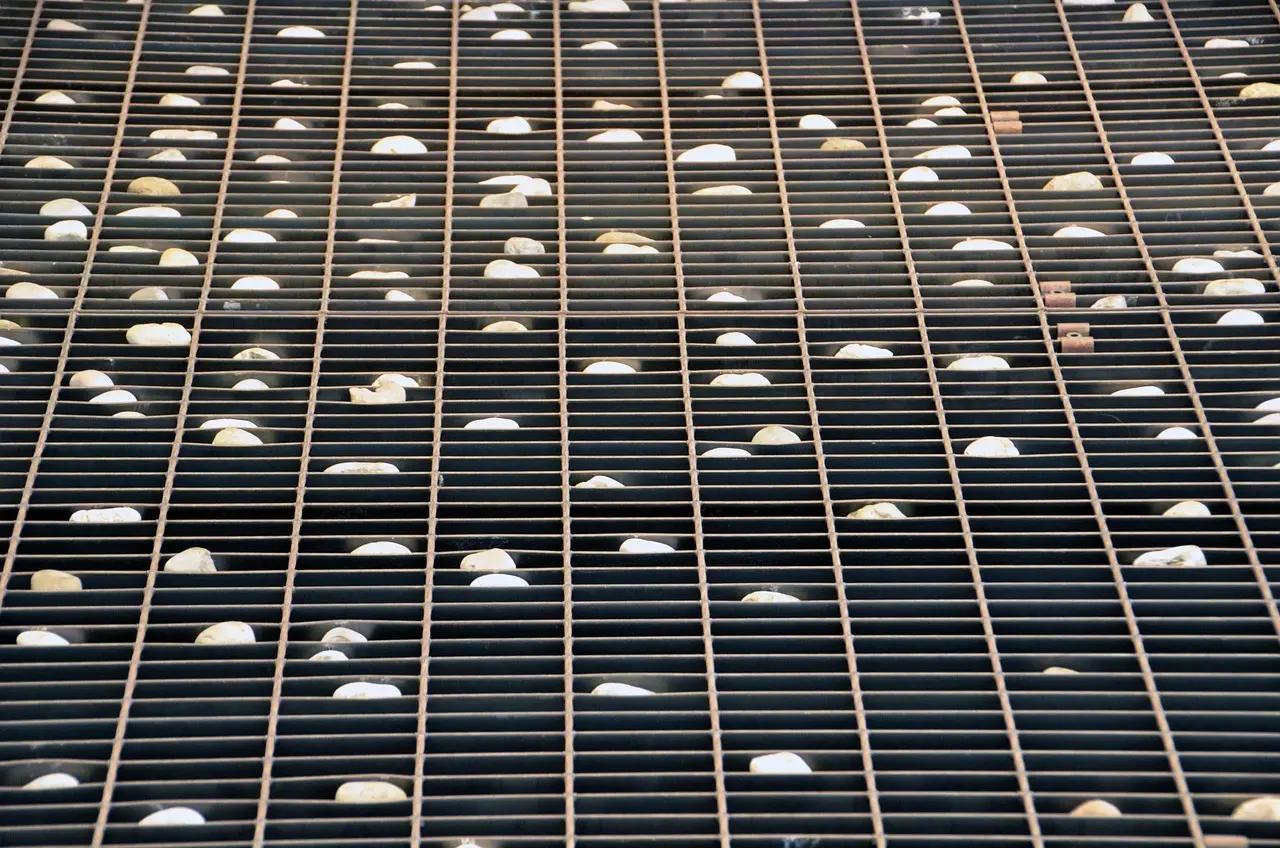 Lav en koordinatbane på gulvet med tape og tal